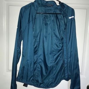 Wind breaker